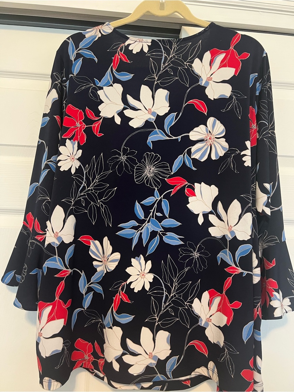 Susan Graver Navy Floral Ruffle V-Neck Blouse - Navy/Red/White/Blue, Size 2x. - Picture 3 of 4